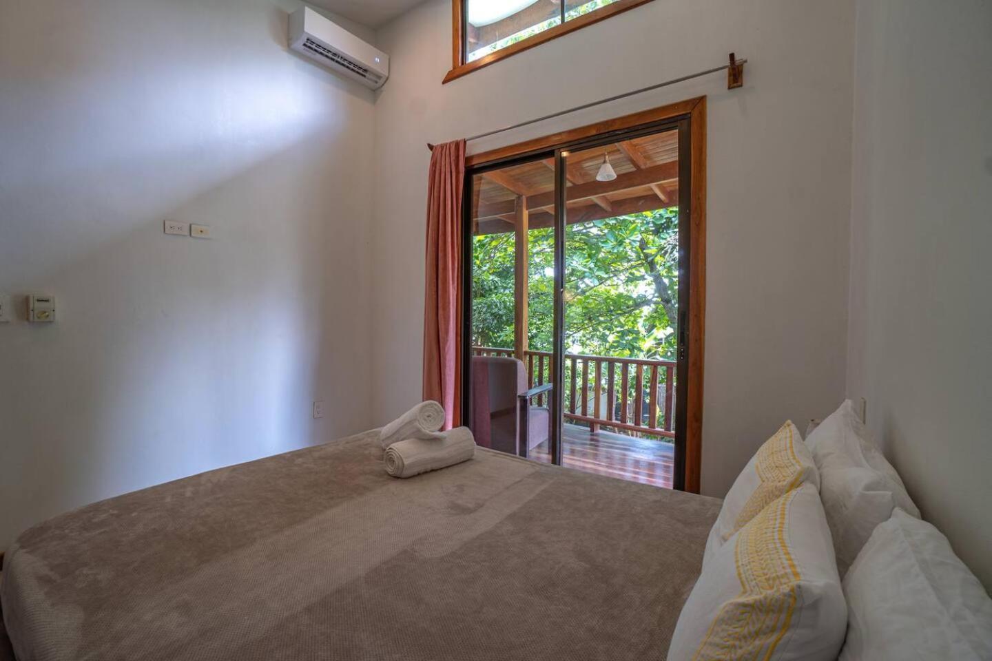 Surfside Apartments - Mal Pais Malpais Bagian luar foto